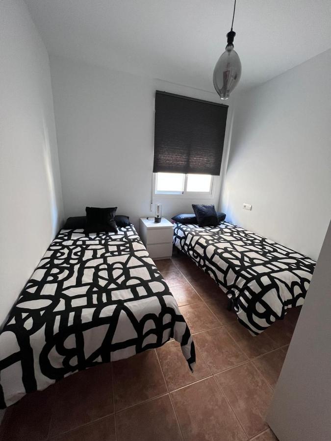 Apartamentos La Caleta Caleta De Velez Extérieur photo